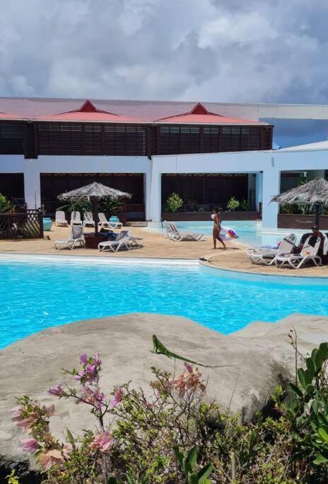 Agreable Studio Au Bord De Mer. 圣弗朗索瓦 外观 照片
